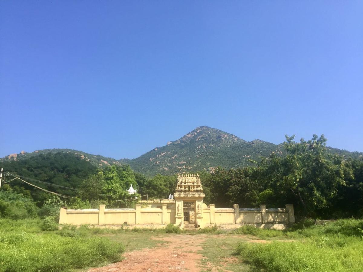 Sathya Guest House Tiruvannamalai Exterior photo